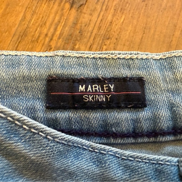 Vigoss Marley Skinny Mid Rise woman’s jeans size 29. Excellent condition. - Picture 5 of 8